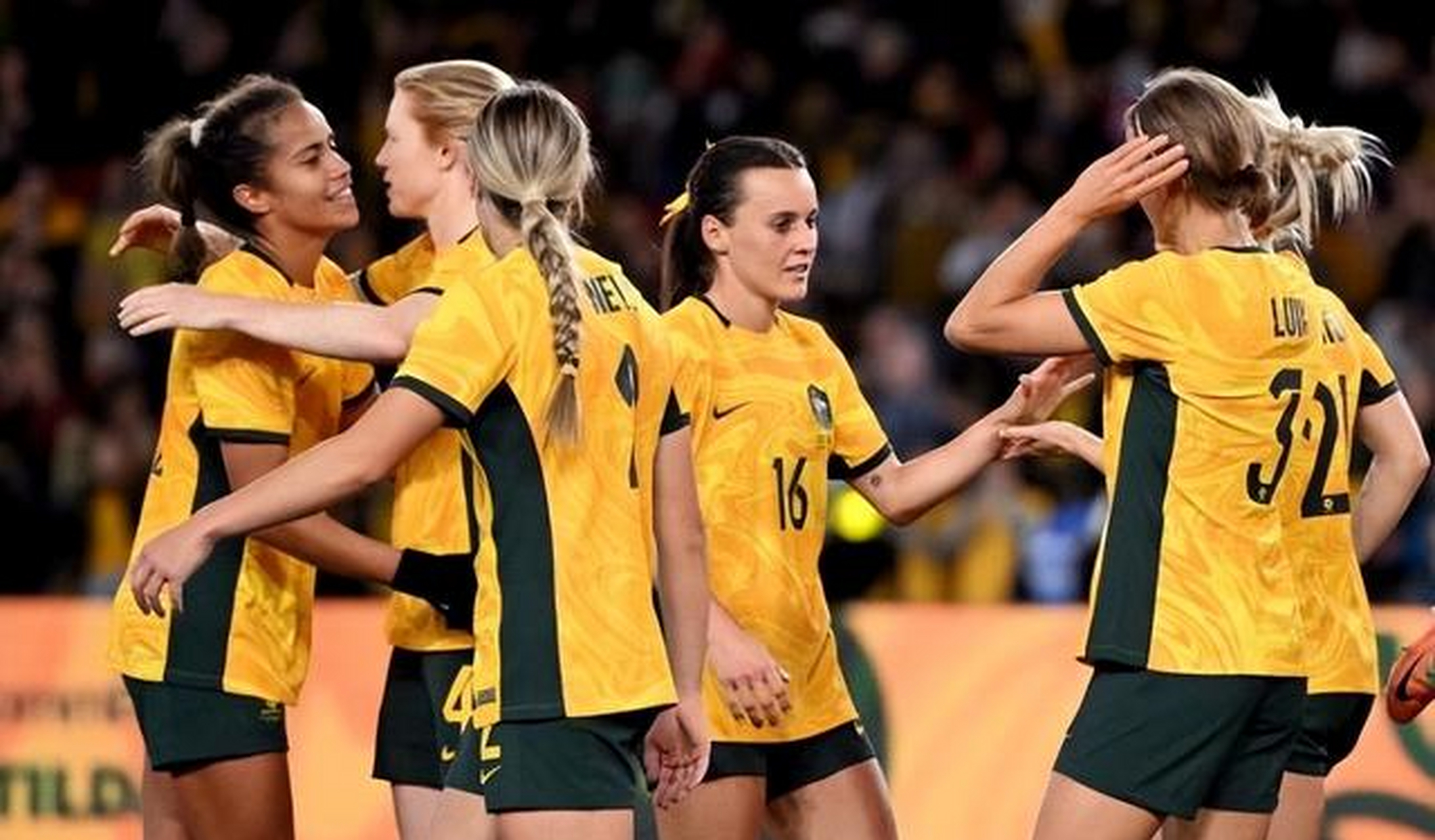 澳大利亚女足展现实力，赢得掌声(澳大利亚女足世界排名)